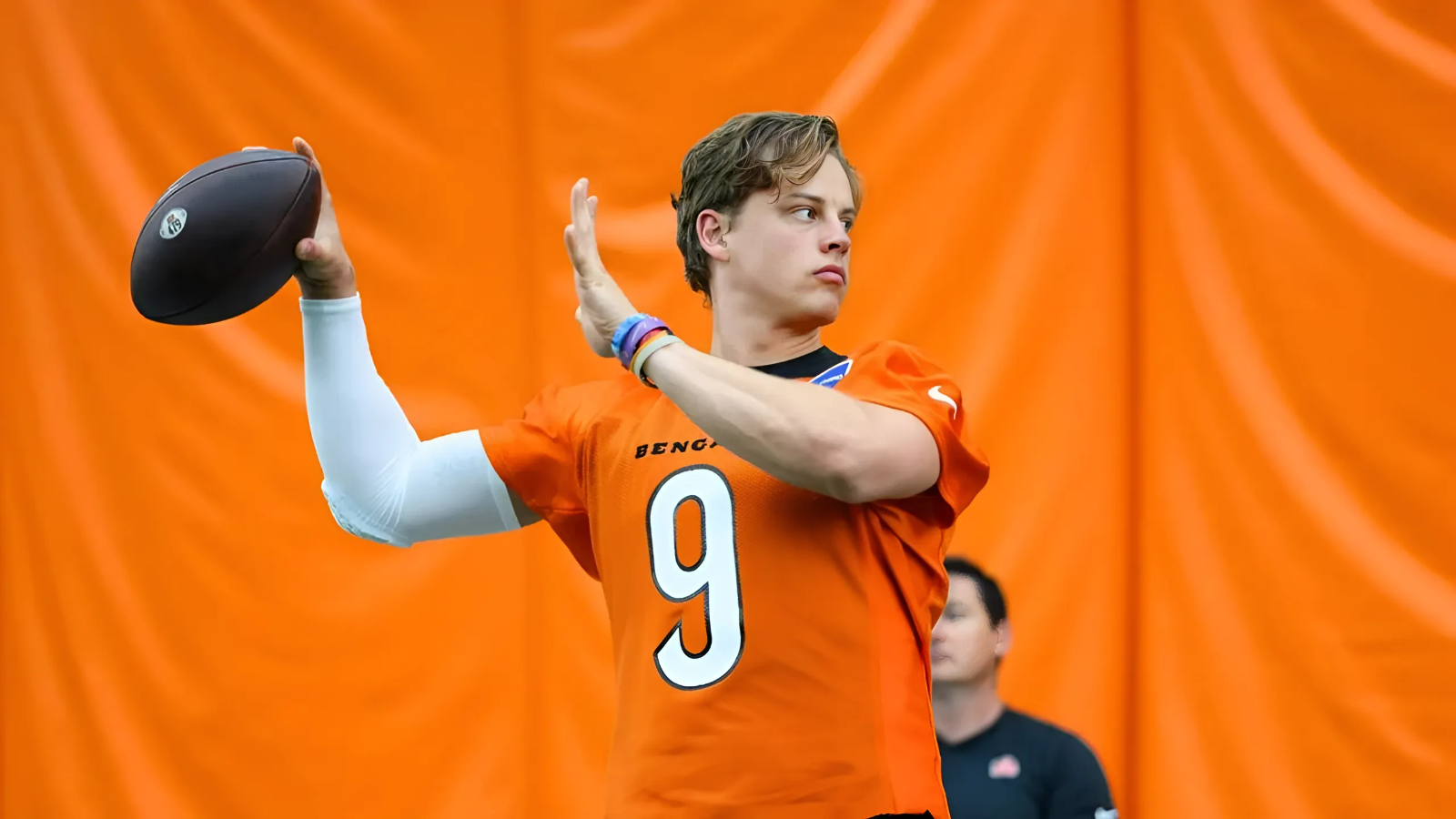 On Day 1, Bengals' Joe Burrow Is A-1: 'Whatever He Did In The Offseason Worked'